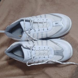 I-Roc walking shoes White. Mens size 12